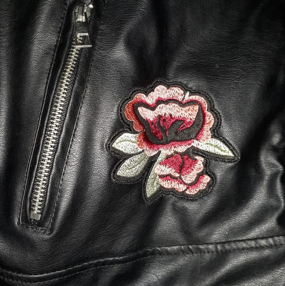 Rose Feux leather jacket - Picture 3 of 5